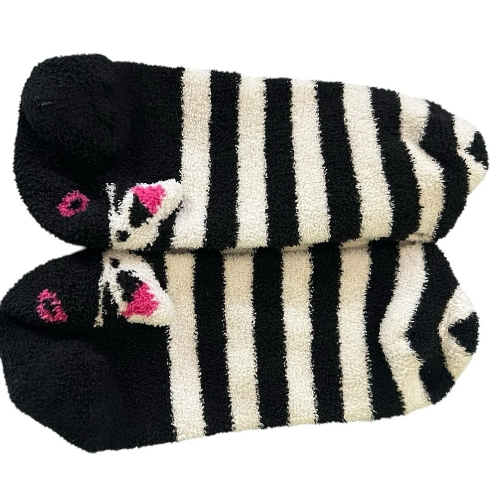 Black and White Striped Cat Slipper Socks